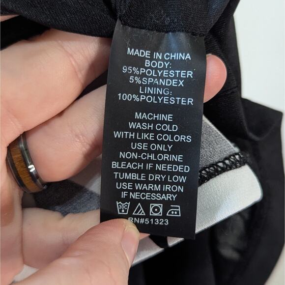 Vince Camuto Black & White Bodycon Sleeveless Back Cutout Dress Size Small - Picture 6 of 7